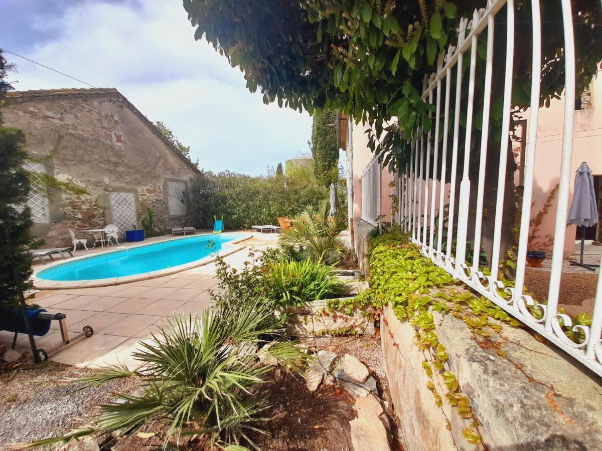 Le Gite De Sainte Valiere Piscine Et Spa Exteriör bild